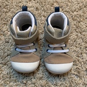 Size 5 Stride Rite Boots